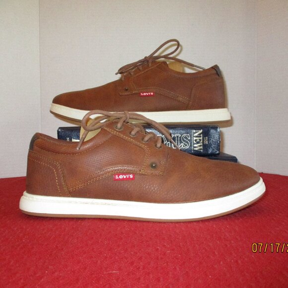 Levis Oxford Sneakers - Picture 3 of 11